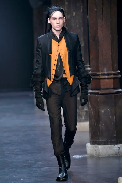 Look 21